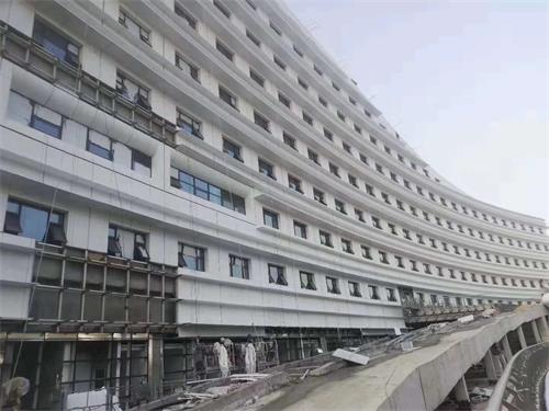 鋁板幕墻的優(yōu)勢